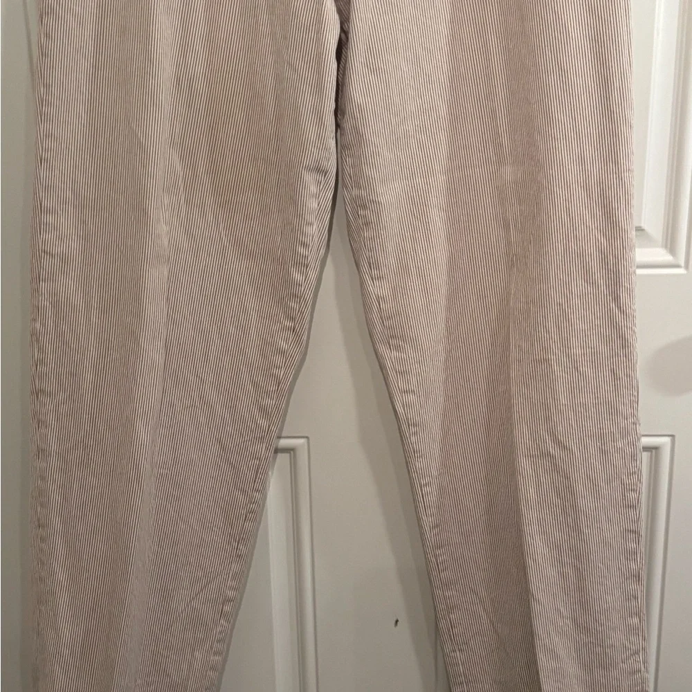 Izod Tan Chinos Classic Flat-Front Design‎